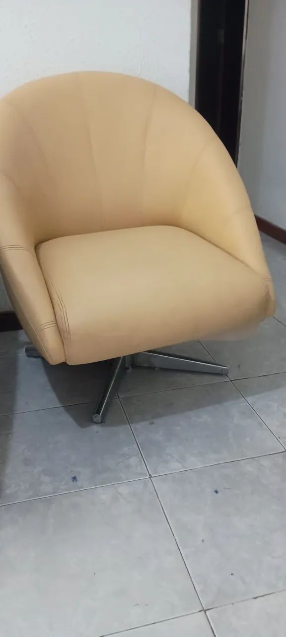 2 poltronas semi novas - Foto 3