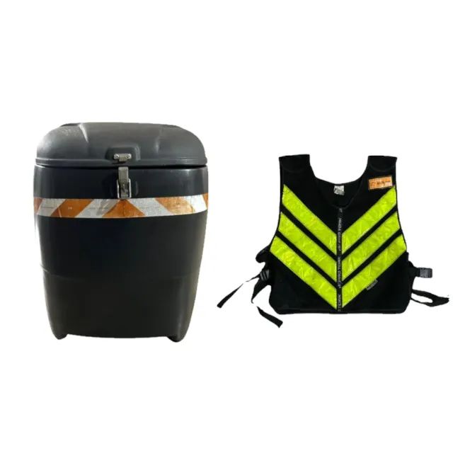 Baú Para Moto 110l Preto Resiplastic + Colete De Brinde - Foto 2