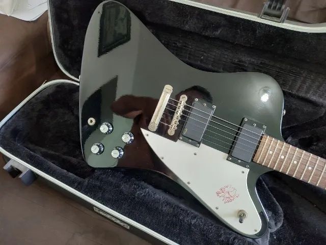 Guitarra Epiphone Firebird Limited Edition EMG's 81 e 85 + case