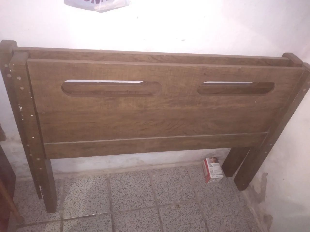 Cama solteira ( era de jma beliche)