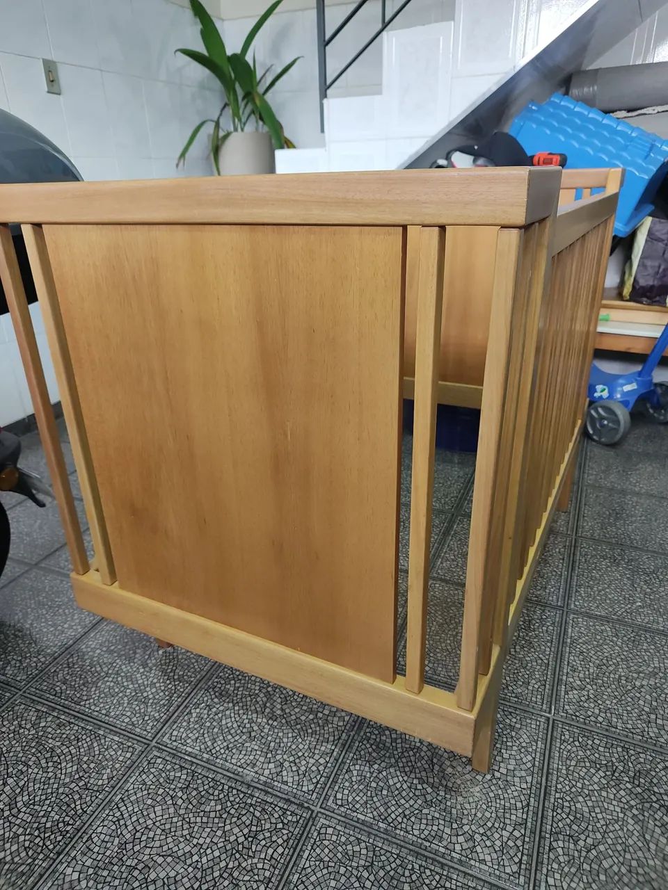 Berço palito Ameise Design - USADO! Com Detalhes!