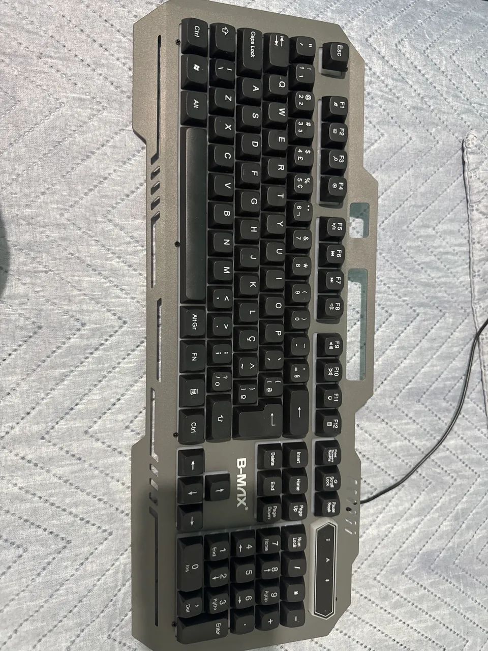 Teclado B-max gamer