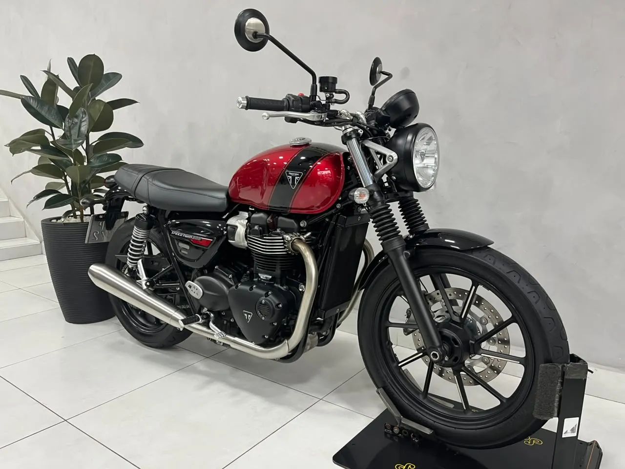 Triumph Speed Twin 900cc - Foto 4
