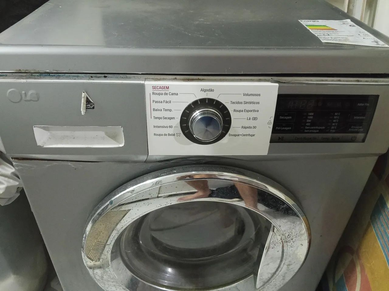 Máquina lava e seca LG, toda plotada.(defeito na placa)