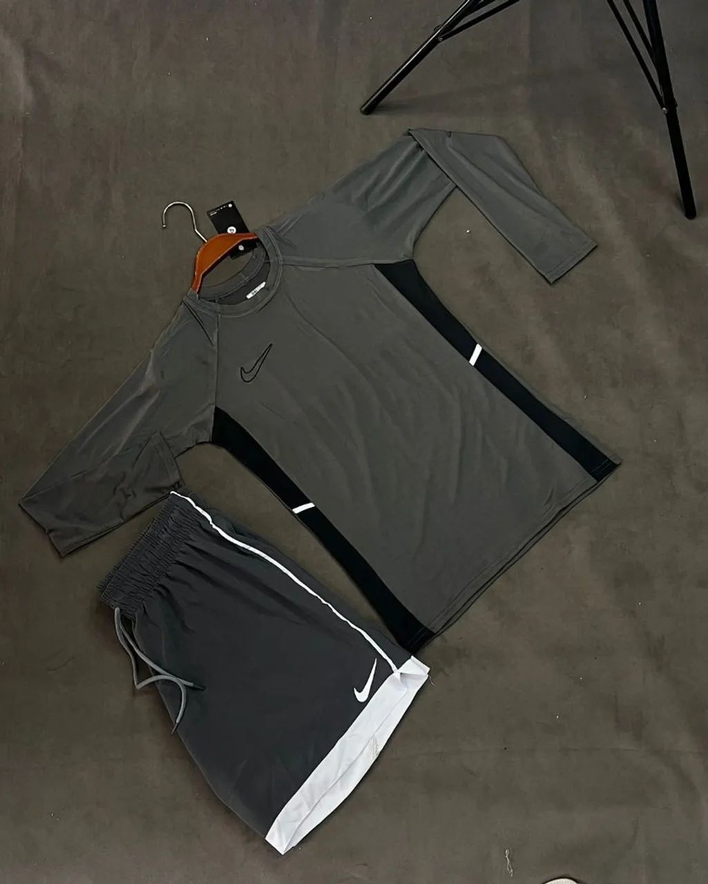 KITS DA NIKE MALHAR FRIA DE COMPRESSÃO  - Foto 4