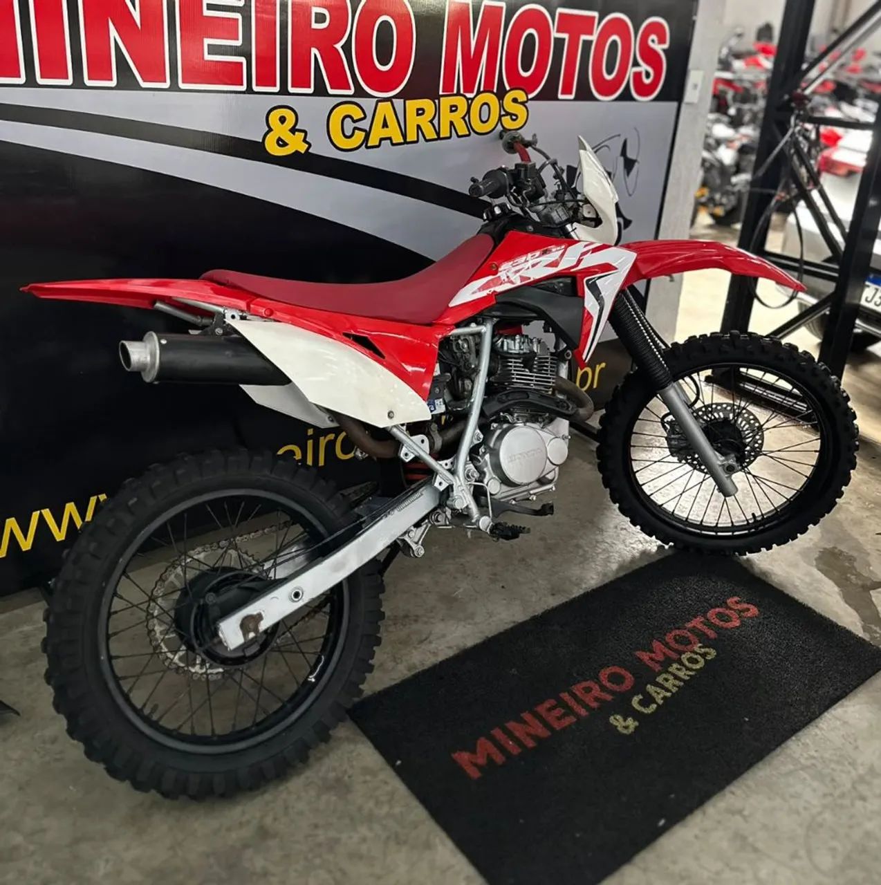XR 200 R - Foto 3