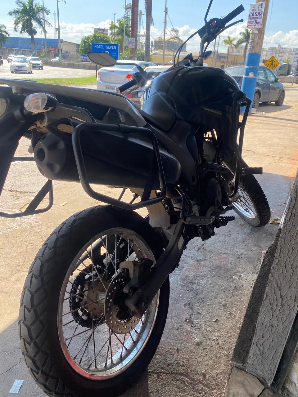 XTZ 250 Lander 2020