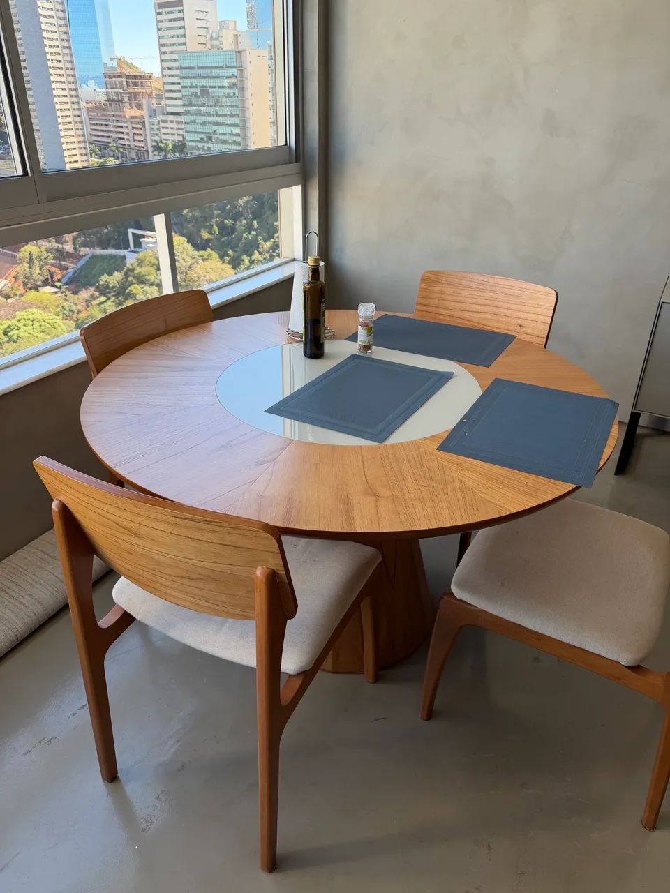 Mesa de jantar com 4 cadeiras - Foto 3