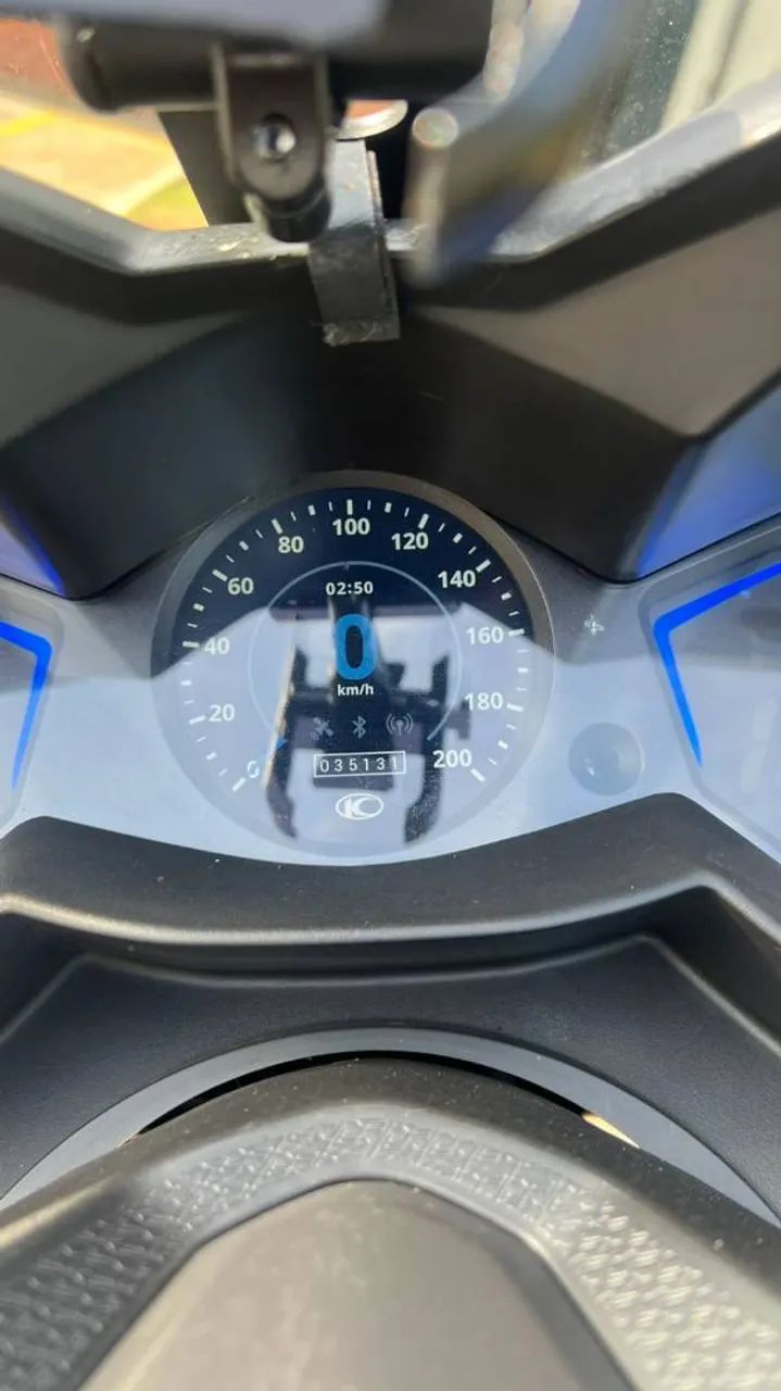 KYMCO AK 550I - Foto 3