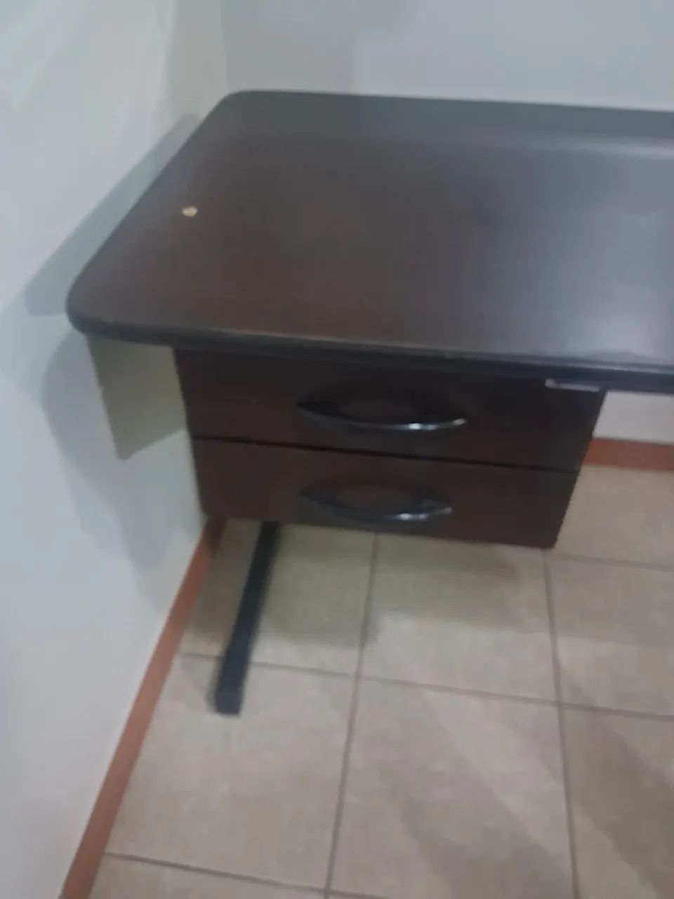 Mesa/escrivaninha de madeira - Foto 3