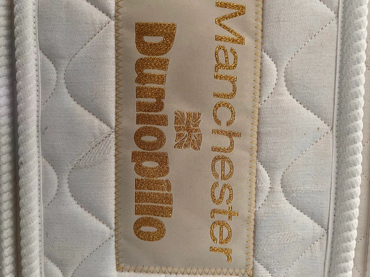 Colchão Queen | Manchester Dunlopillo