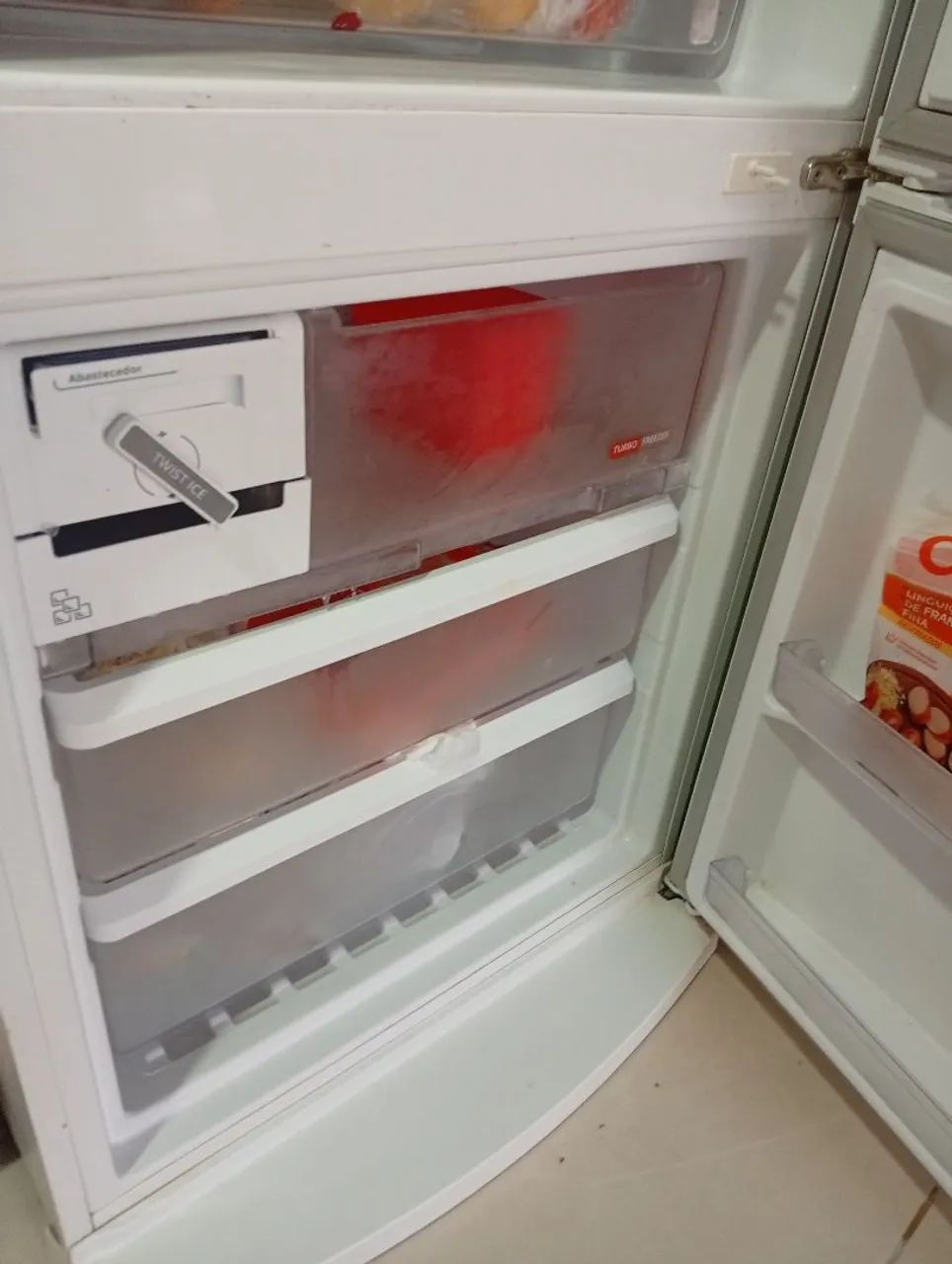 Geladeira: Brastemp Inverse 447 litros, branca em ótimo estado de conservação  - Foto 5
