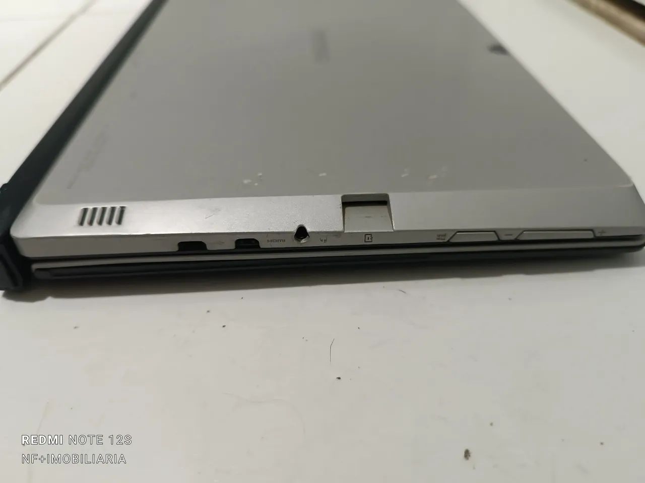 Notebook ou Tablet - Positivo Duo - Tela trincada  - Foto 5