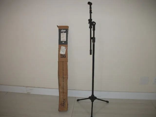 PEDESTAL DE MICROFONE PROFISSIONAL