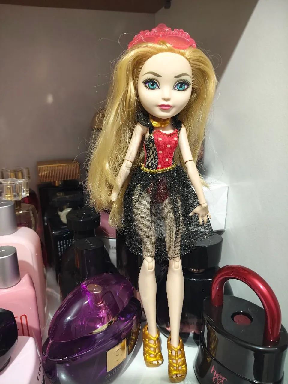 Boneca Ever After High - Apple White - Praia Encantada