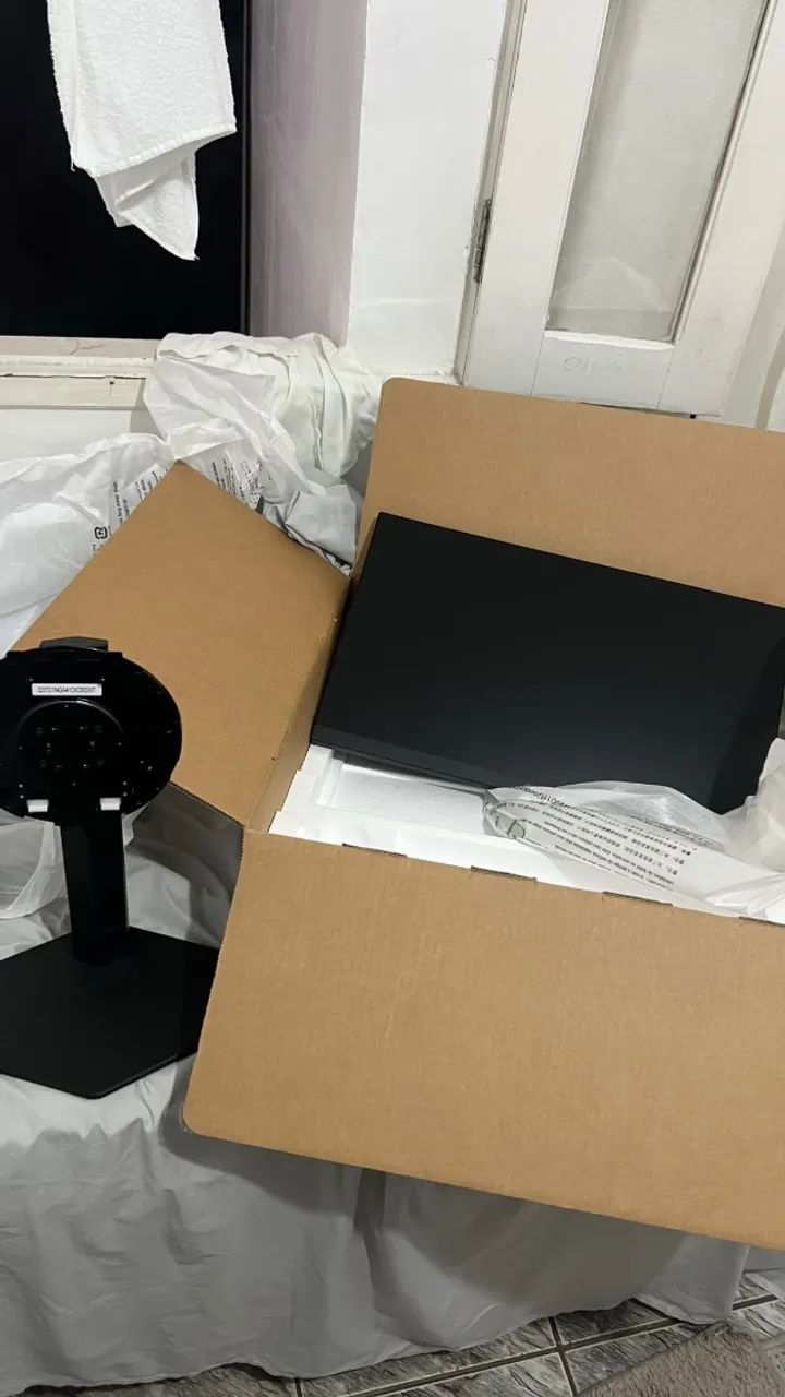 Monitor 180 hz garantia de loja ainda  - Foto 2