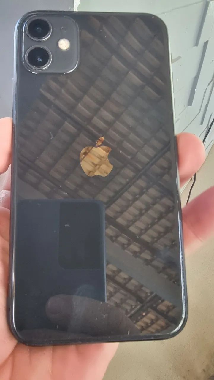 IPhone 11 128g Cor Preto  - Foto 2