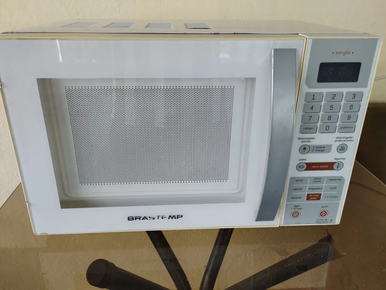 Microondas Brastemp single de 18 litros