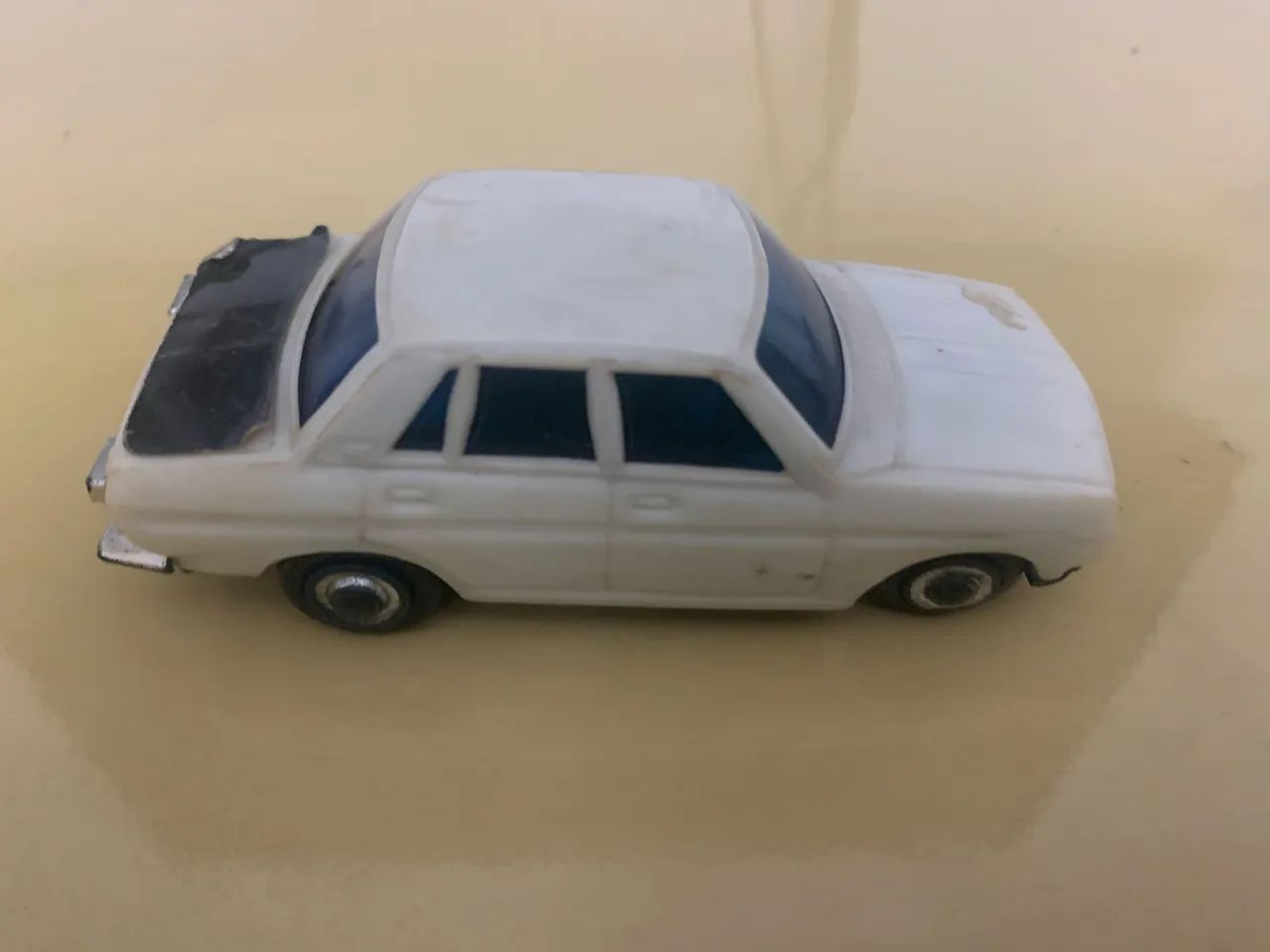 Carrinho Mimo Branco década de 70/80  - Foto 4
