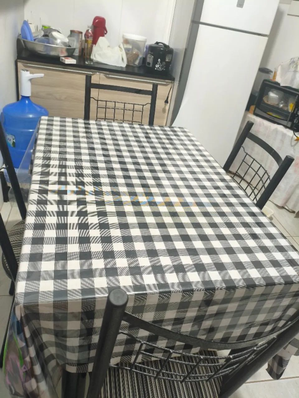 Mesa 4 Cadeiras tampo de Granito (Retangular)100x60