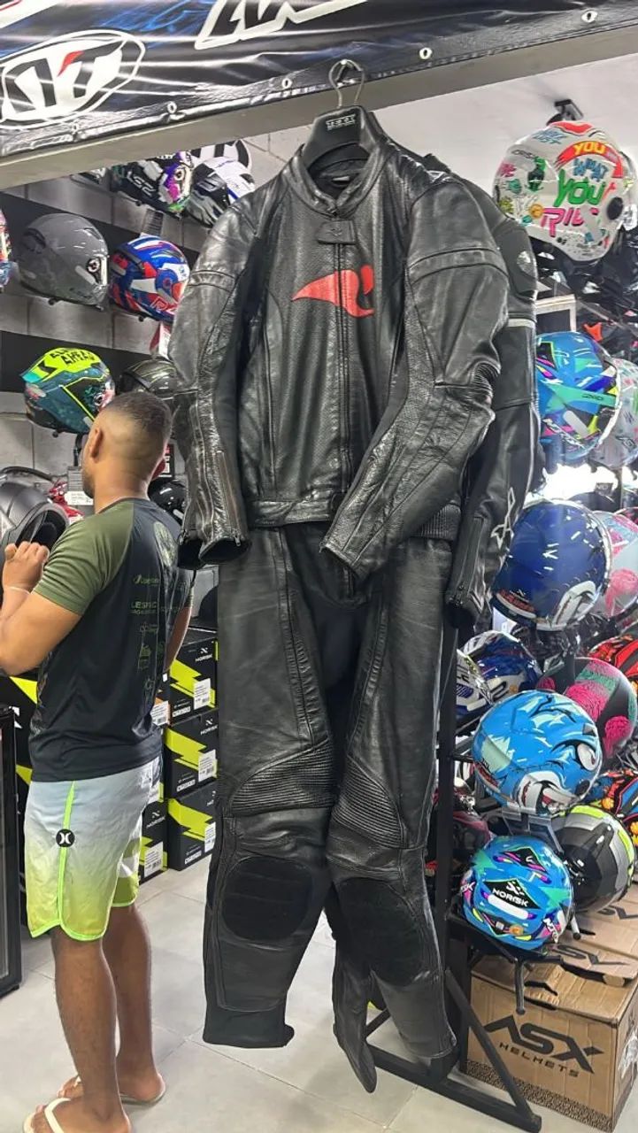 Macacao race tech 56 G semi novo