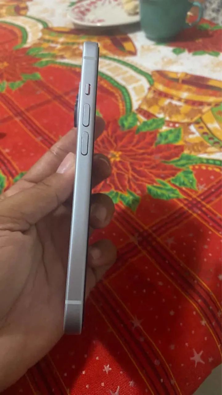 iPhone 15 - Foto 2