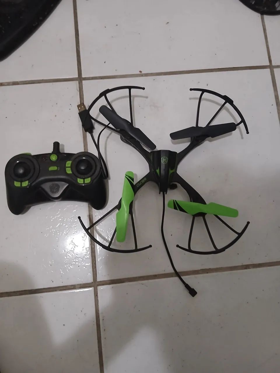 Drone brinquedo  - Foto 2