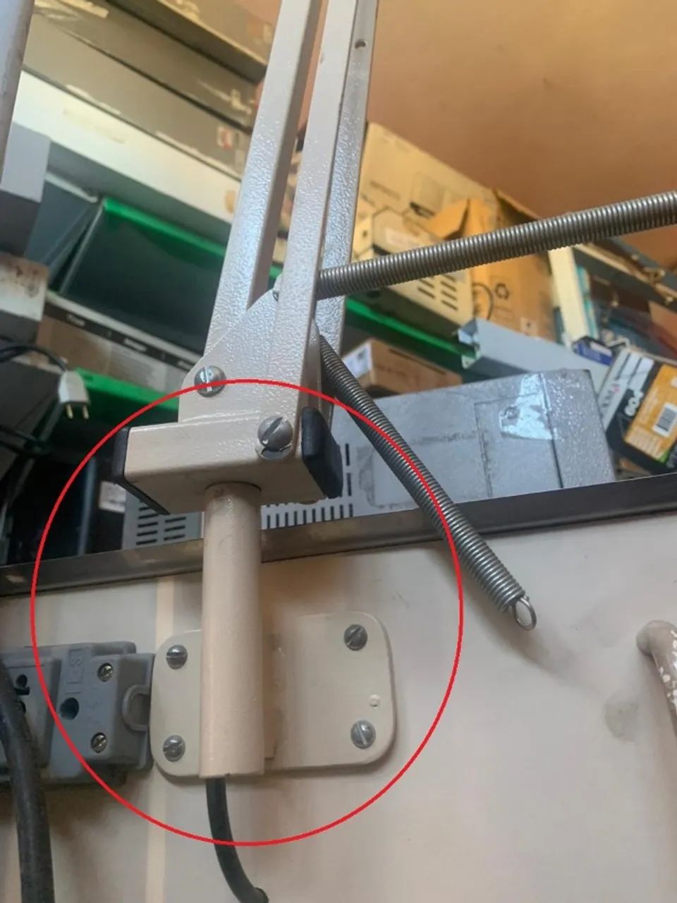 luminária/exaustor para Podologo marca Podontolider-usado - Foto 5
