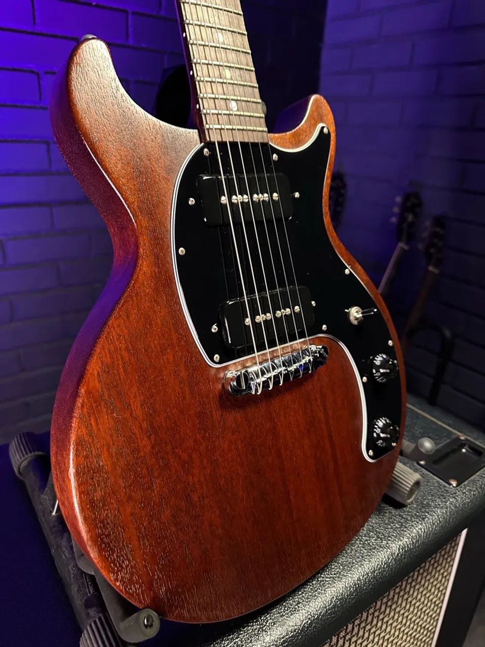 Guitarra Gibson Les Paul Special Tribute DC 2019 Worn Brown