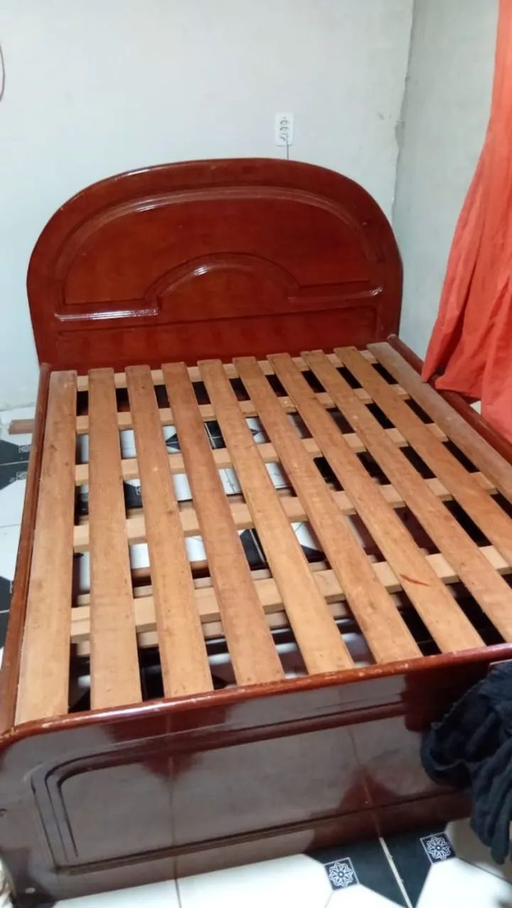 Cama de mogno  - Foto 3