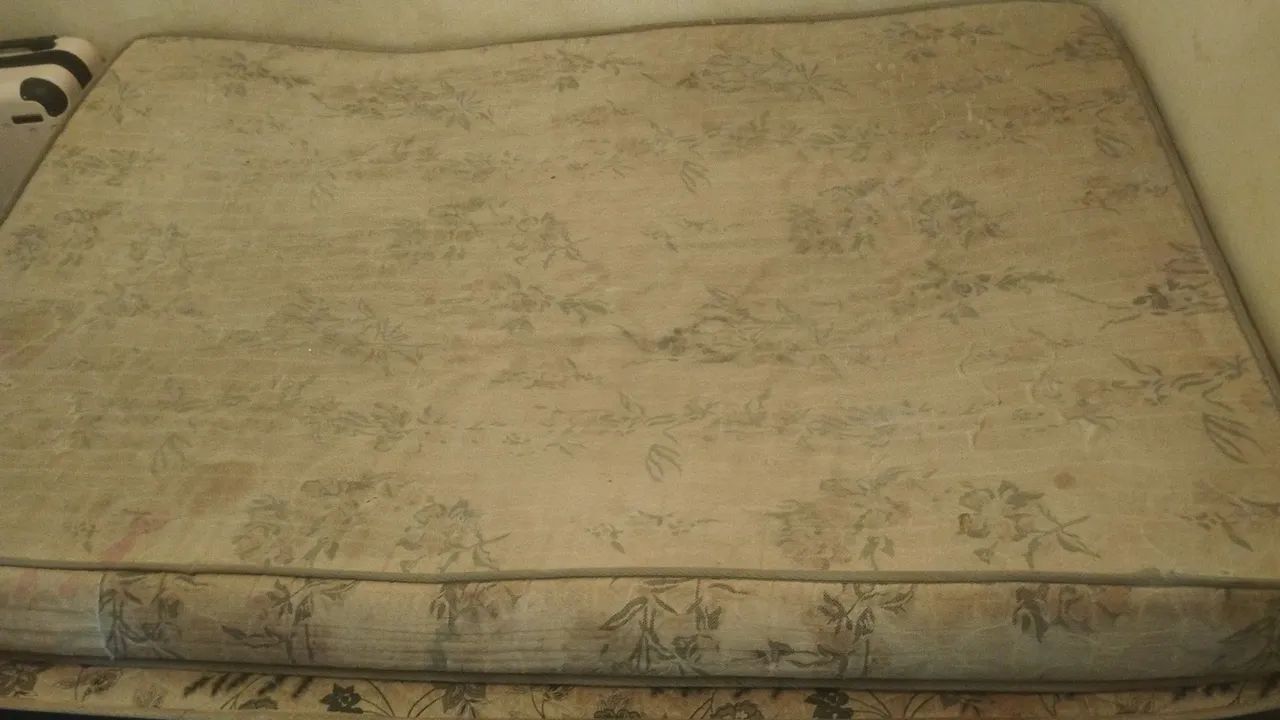 Cama e colchão  - Foto 2