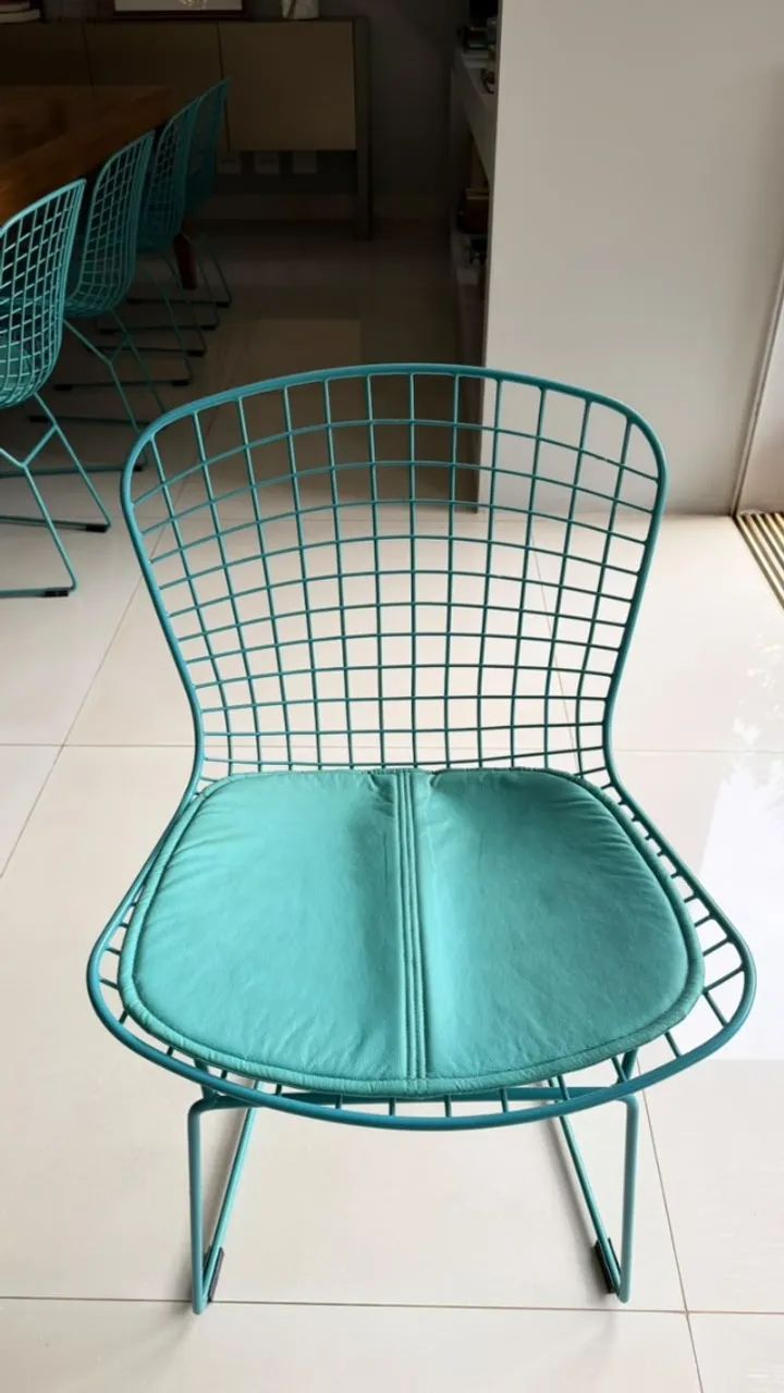 Cadeira modelo Bertoia azul turquesa  - Foto 4
