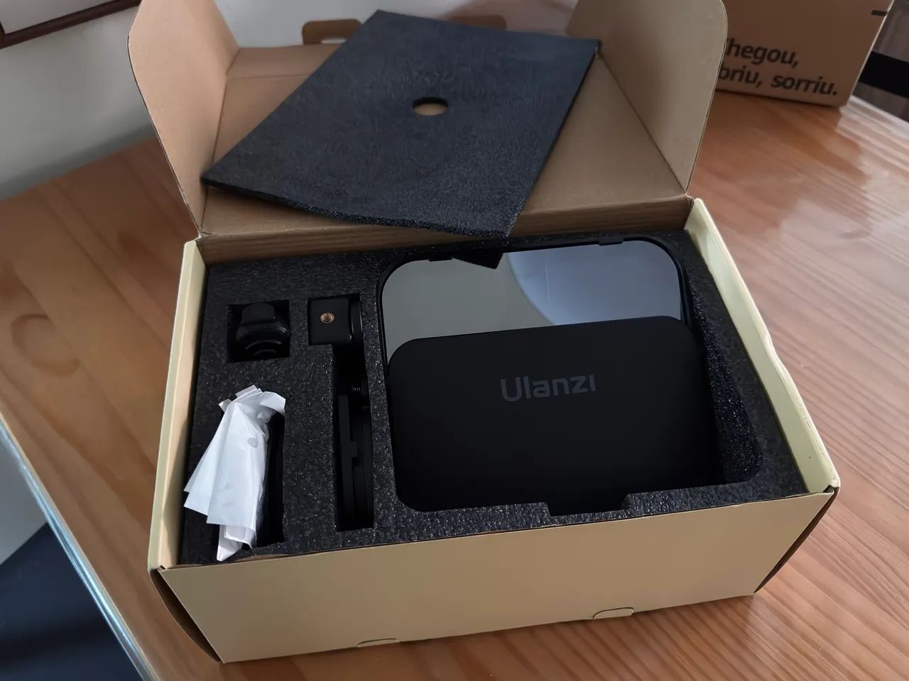 Teleprompter Ulanzi RT 02 - Celular, Câmera, Tablet e Notebook  - Foto 3