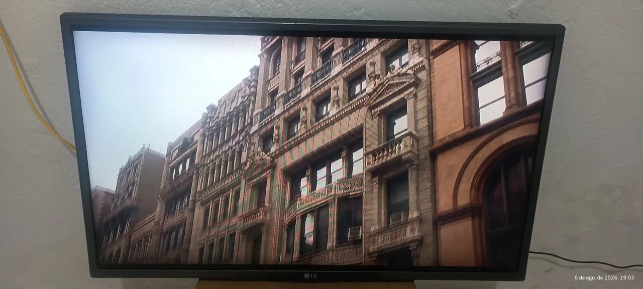 TV LG 32 - Foto 2
