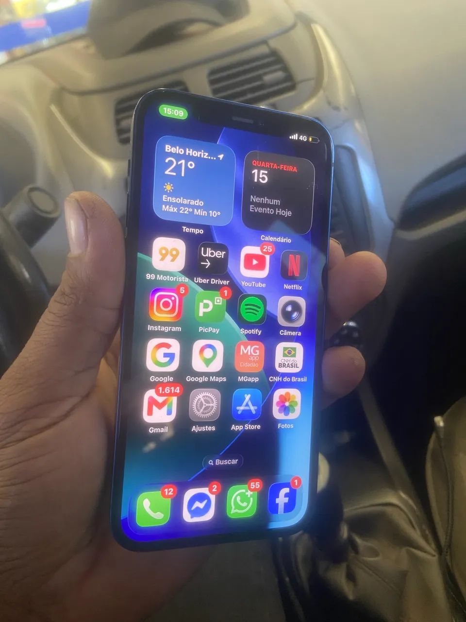 VENDO IPHONE 12 AZUL FUNCIONANDO PERFEITAMENTE 