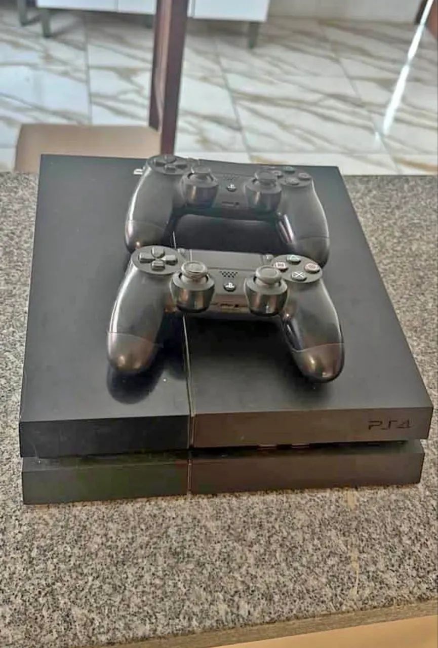 Ps4 fat 2 controles 