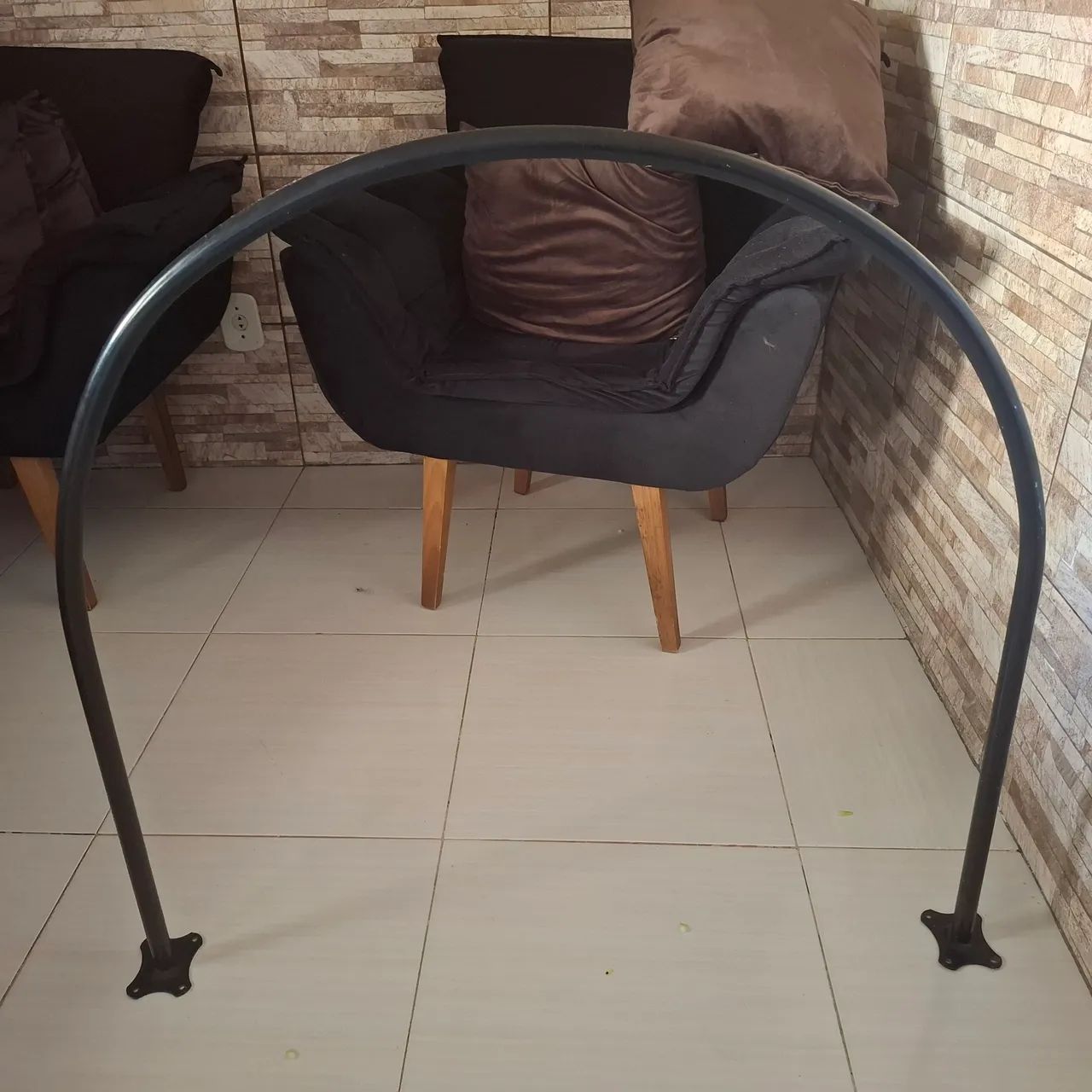 Arara e provador 