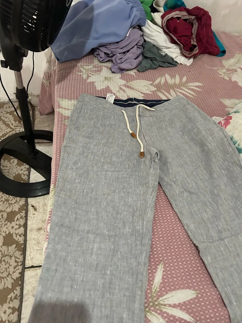 Calça Linho Cinza claro  - Foto 4