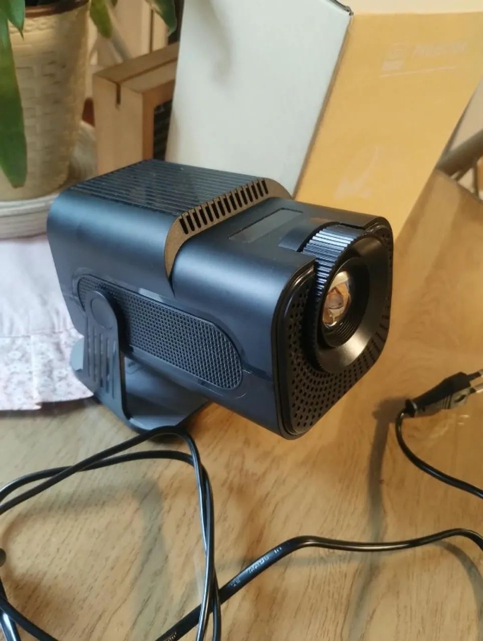 Projetor Smart HY320 Novo - Android 12 - Bluetooth Wi-fi - Foto 3
