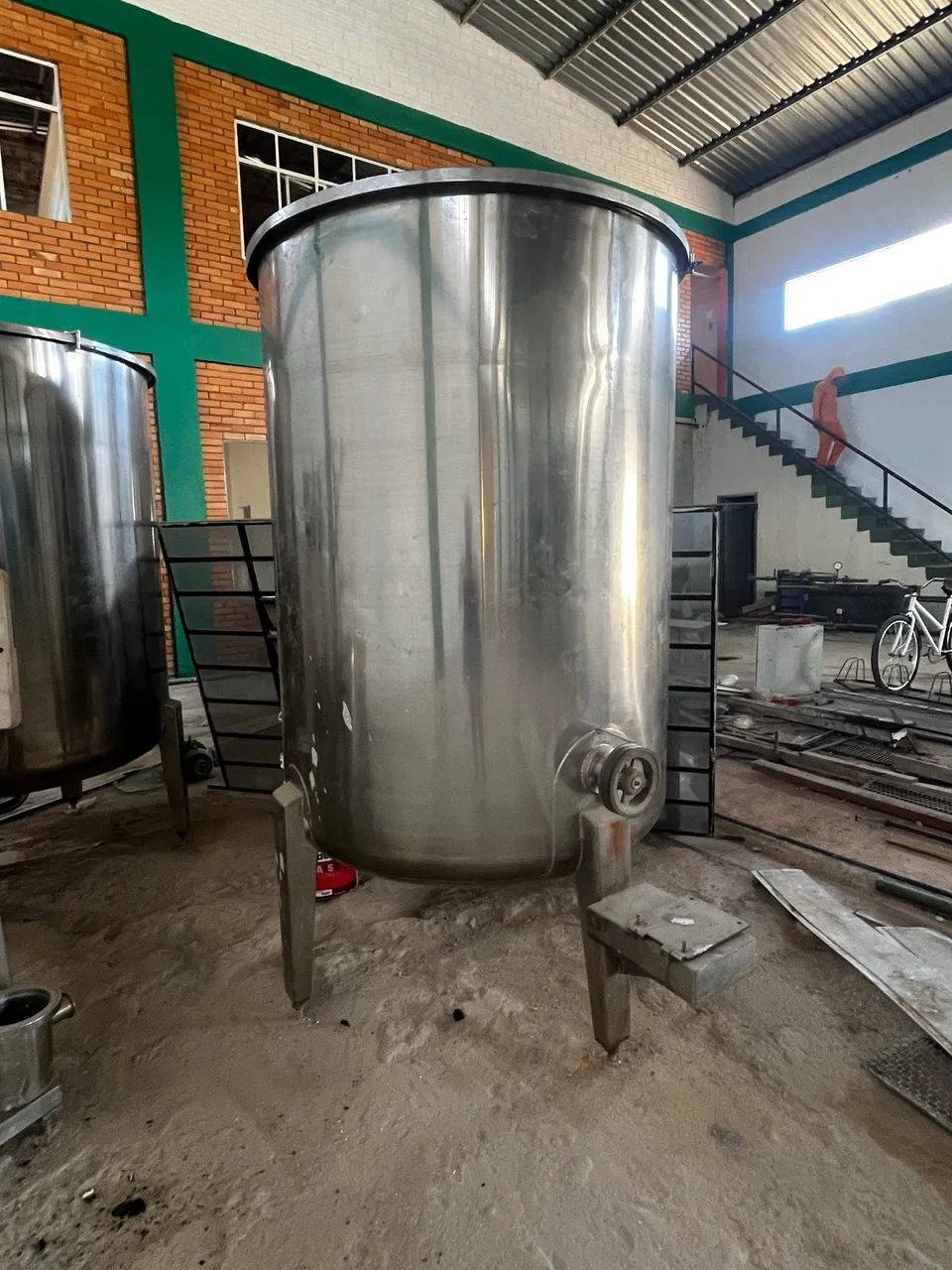 Vendo tanque de armazenamento industrial  - Foto 6
