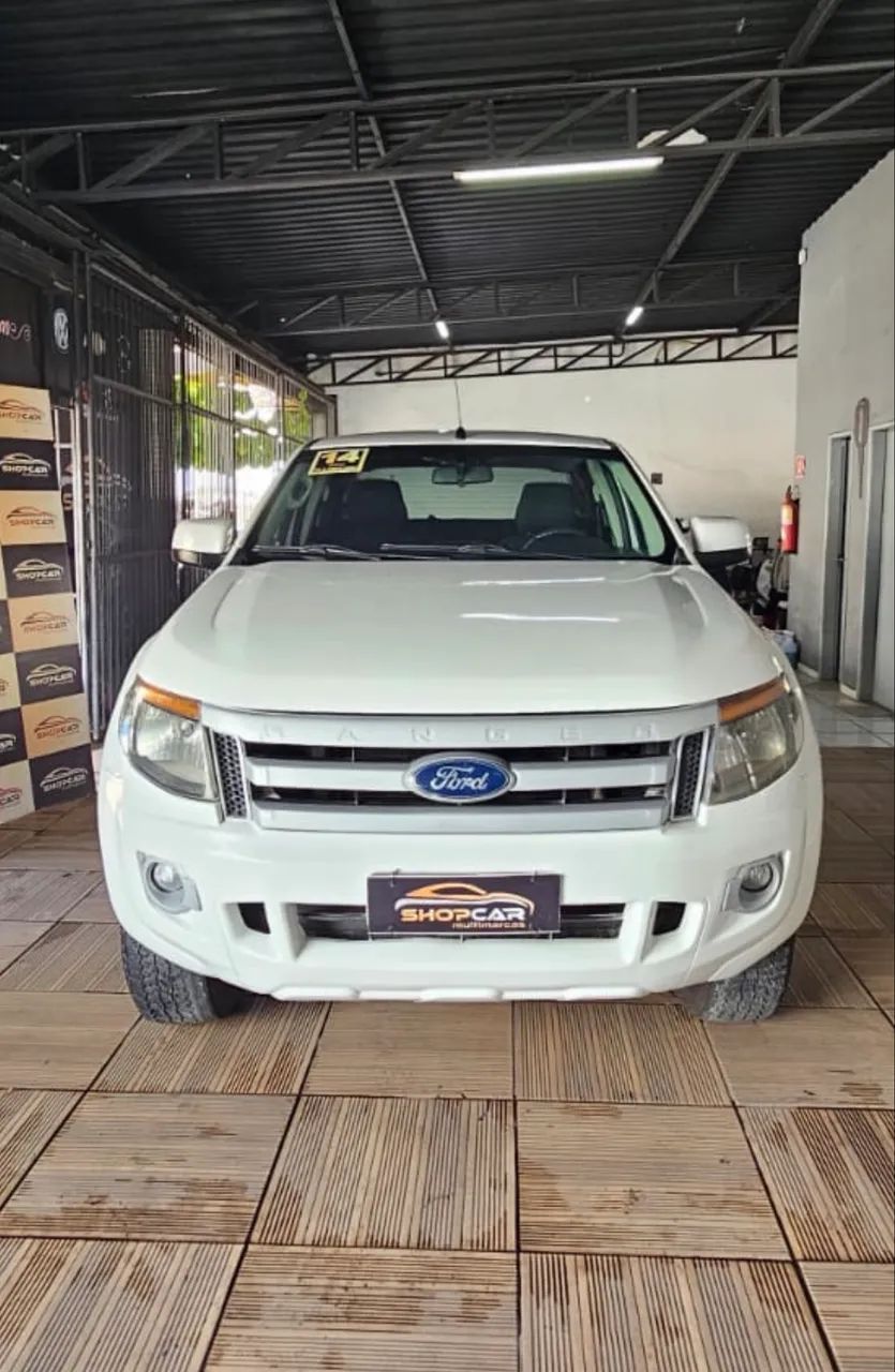 Ford Ranger XLS 2.5 16V 4X2 CD Flex 2014 - Foto 2