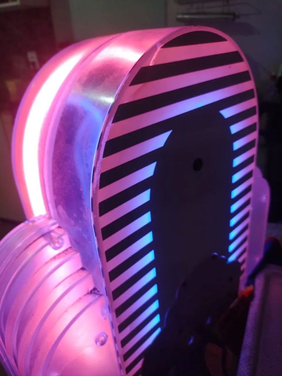 Rádio vintage com neon AM/FM funcionando perfeitamente. - Foto 3