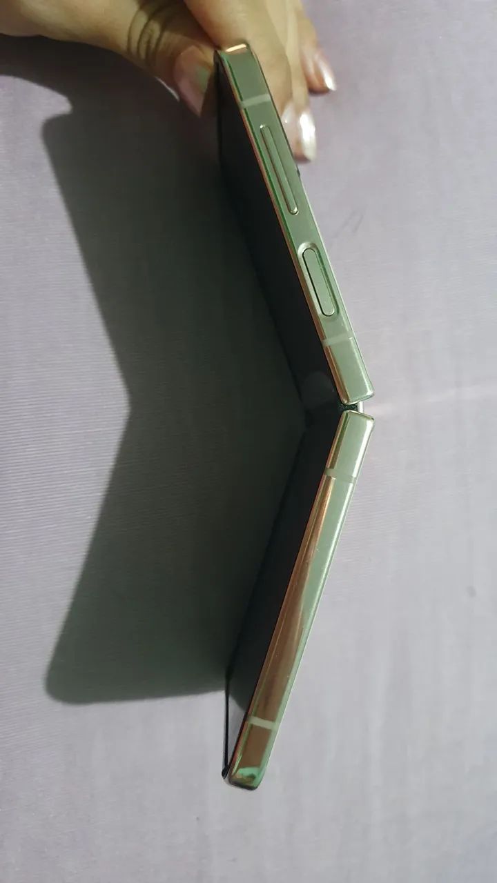 Vendo ou troco Samsung Galaxy Z Flip 5  - Foto 4