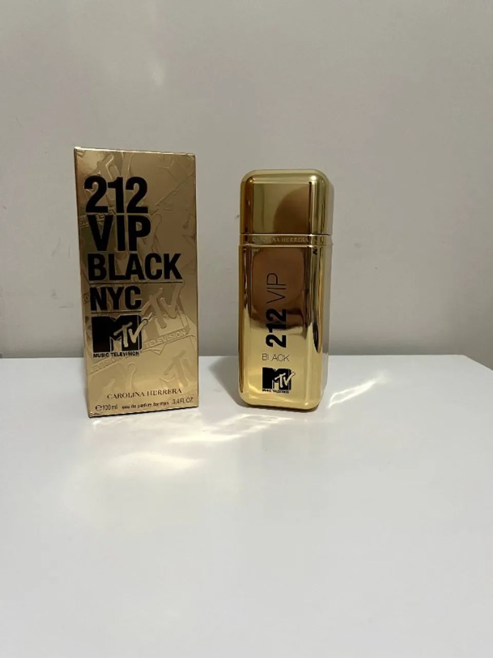 PERFUME 212 Vip Black MTV 100ml LIMITED EDITION