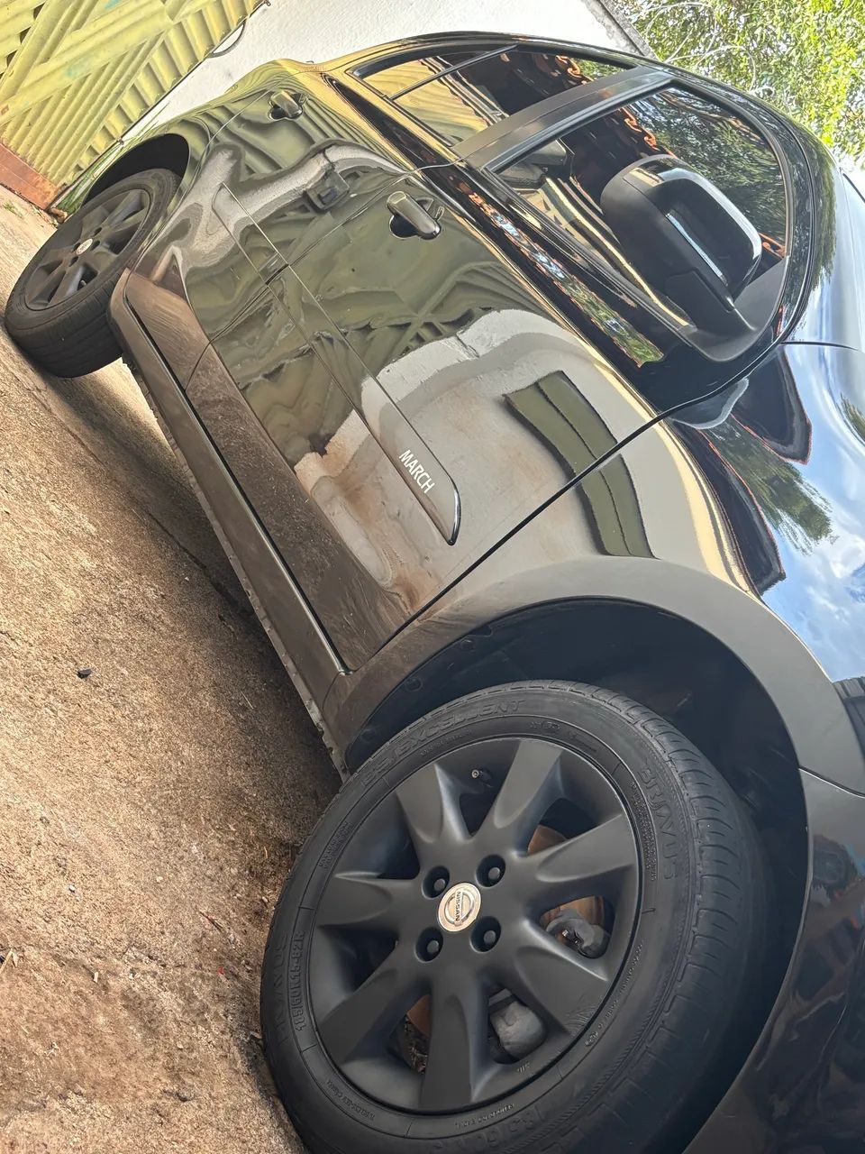 Nissan March MARCH SV 1.6 16V Flex Fuel 2013