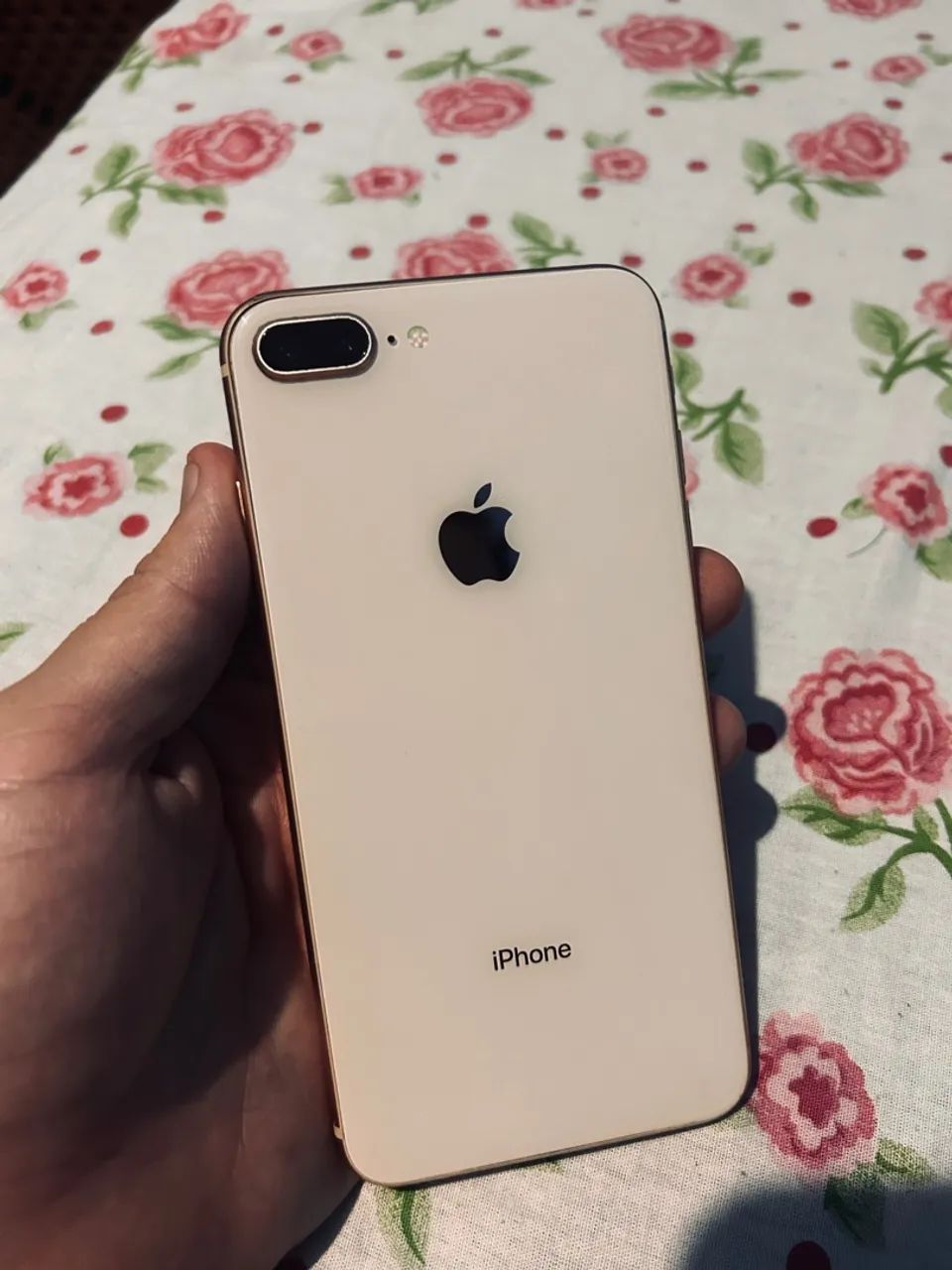 iPhone 8 Plus 