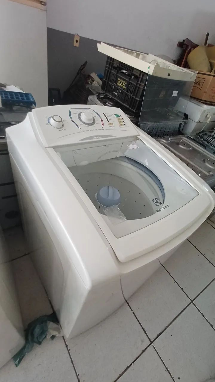 Lavadora Electrolux 12kg semi nova - Foto 4