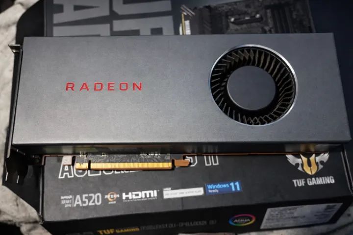 Placa de video rx 5700 