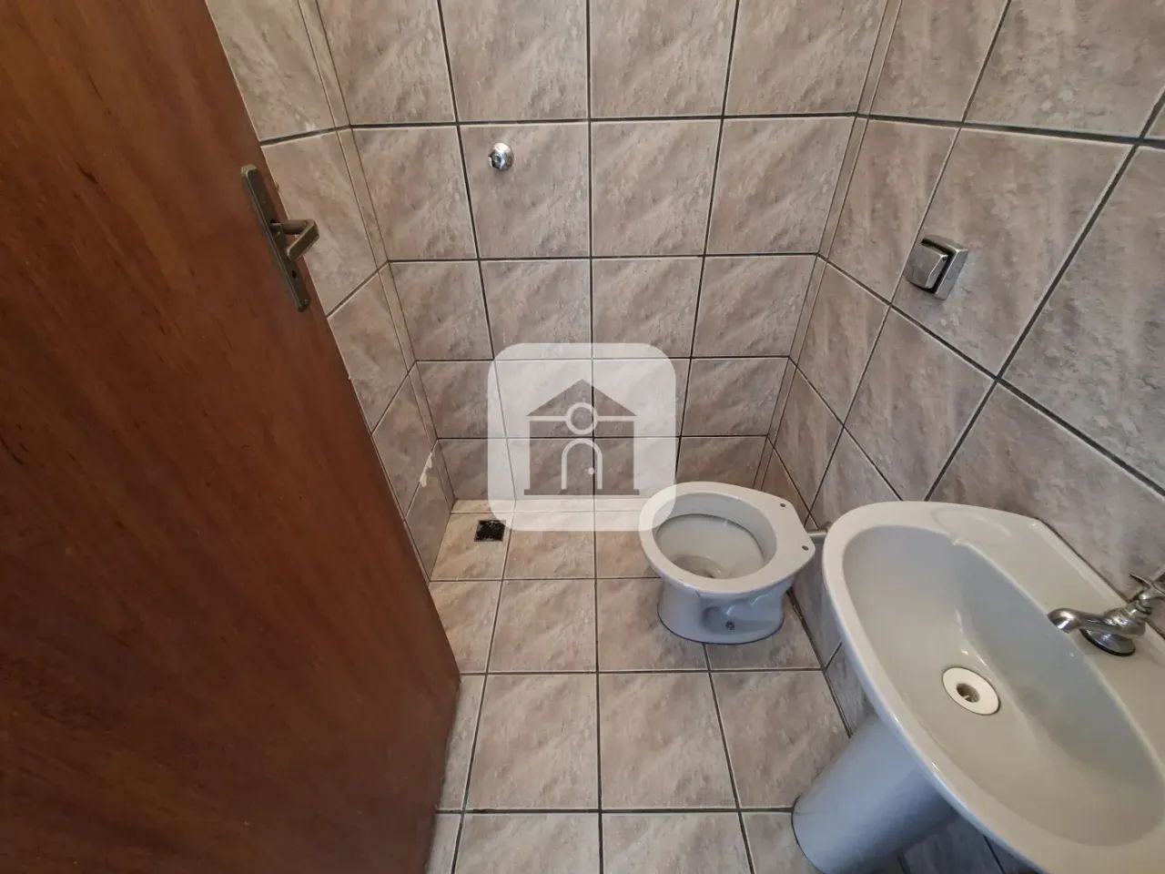 Cômodo Comercial para locação bairro Planalto - Foto 4