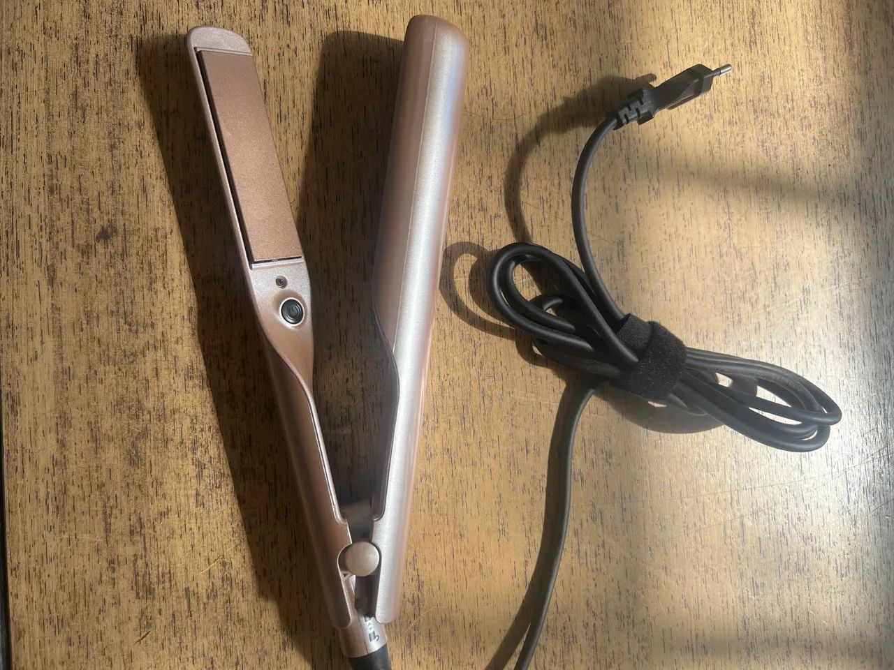 Prancha para cabelo modeladora  - Foto 2